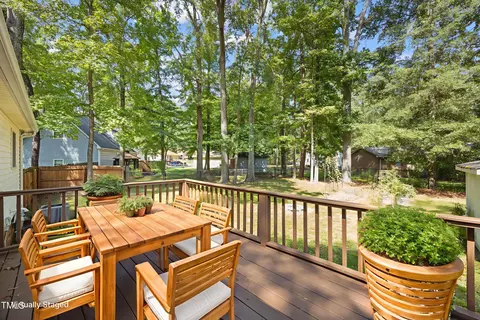 416 Chivalry Dr, Durham, NC 27703 photo 32