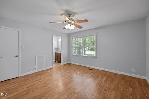 416 Chivalry Dr, Durham, NC 27703 photo 24