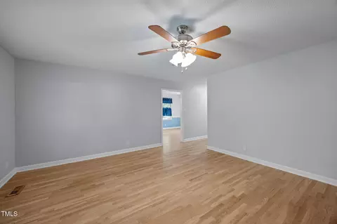 416 Chivalry Dr, Durham, NC 27703 photo 18