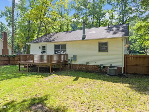 416 Chivalry Dr, Durham, NC 27703 photo 35