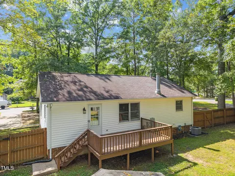 416 Chivalry Dr, Durham, NC 27703 photo 36