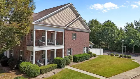 2740 Cloud Mist Cir, Raleigh, NC 27614 photo 4