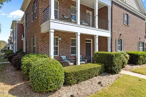 2740 Cloud Mist Cir, Raleigh, NC 27614 photo 3