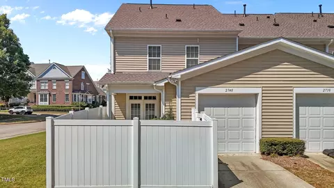 2740 Cloud Mist Cir, Raleigh, NC 27614 photo 31