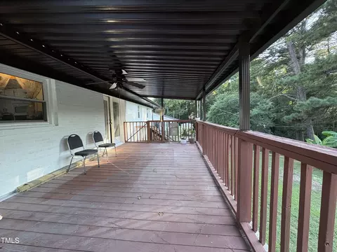 Exterior - 806 Lindley Dr, Durham, NC 27703 photo 4 of 5