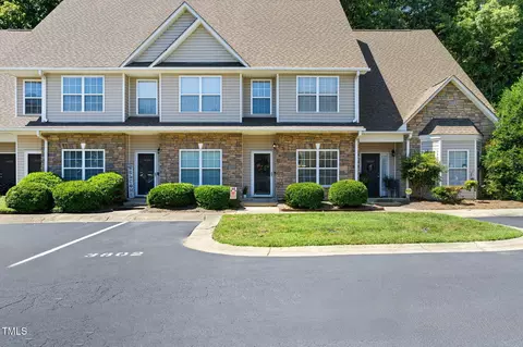 3802 Wayfarer Dr, Greensboro, NC 27410