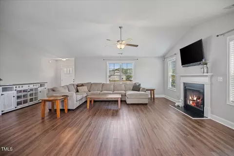 Living - 174 Arrow Ln, Middlesex, NC 27557 photo 2 of 2