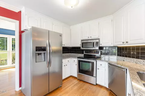 Kitchen - 823 Shadow Lake Dr, Willow Spring, NC 27592 photo 3 of 3