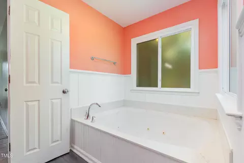 Bath - 823 Shadow Lake Dr, Willow Spring, NC 27592 photo 3 of 4