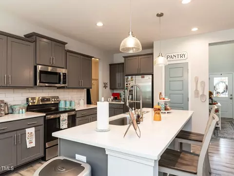 Kitchen - 64 Berg St, Smithfield, NC 27577 photo 2 of 3