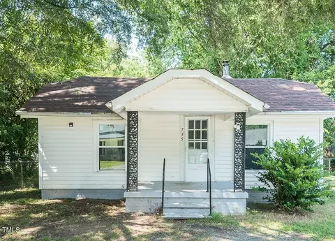 735 Everett St, Burlington, NC 27215 photo 1