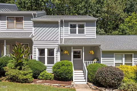 414 Applecross Dr, Cary, NC 27511