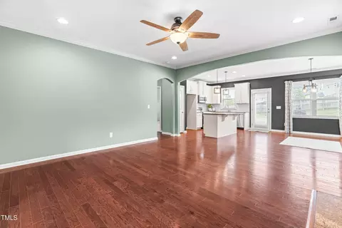 Living - 632 Poplar St, Durham, NC 27703 photo 1 of 4