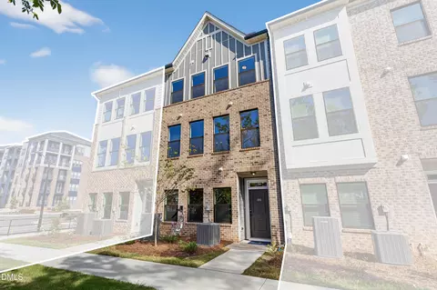 695 Bandon Aly, Cary, NC 27513