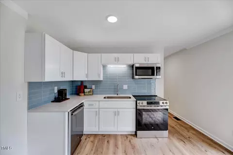 Kitchen - 117 Mars Dr, Dunn, NC 28334 photo 2 of 3