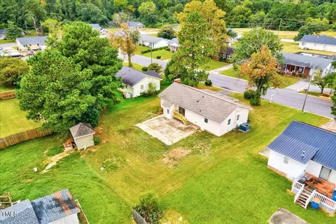 View/Area - 117 Mars Dr, Dunn, NC 28334 photo 3 of 5