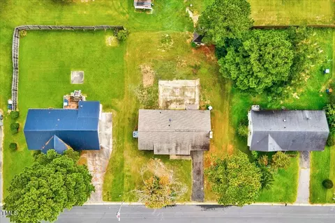 View/Area - 117 Mars Dr, Dunn, NC 28334 photo 1 of 5