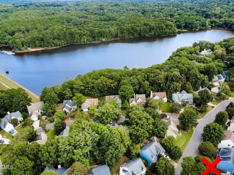 205 Swiss Lake Dr, Cary, NC 27513