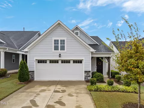 137 Canary Ct, Raleigh, NC 27610