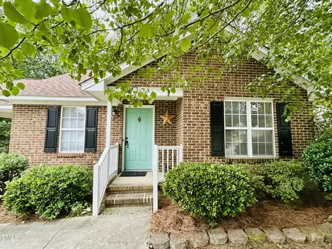 107 Sara Dr, Nashville, NC 27856