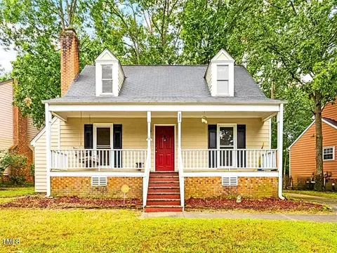 4616 Draper Rd, Raleigh, NC 27616