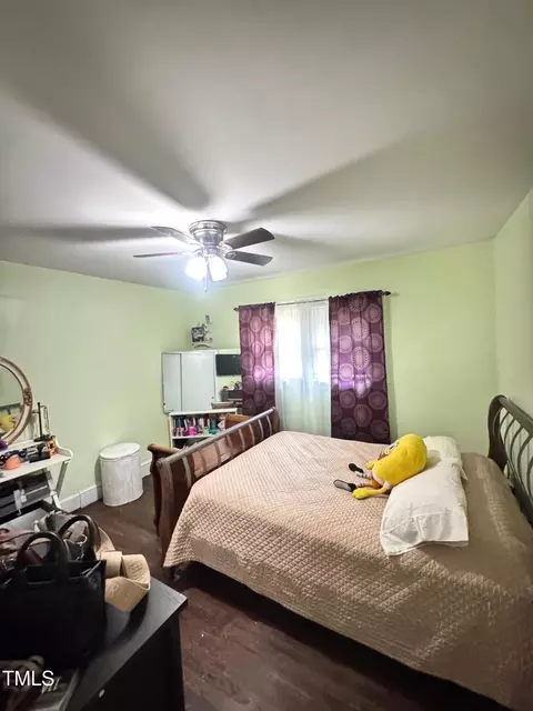Bedroom - 220 Pine Tree Rd, Oxford, NC 27565 photo 2 of 5