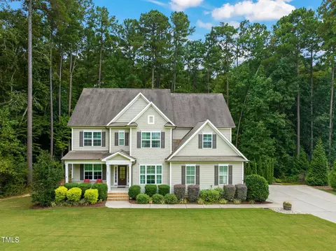 681 Rockport Dr, Clayton, NC 27527