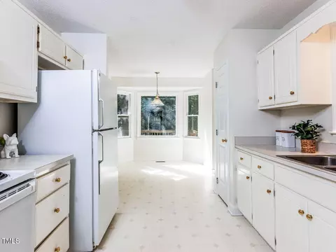 Kitchen - 216 Deep Pool Ct, Benson, NC 27504 photo 3 of 3