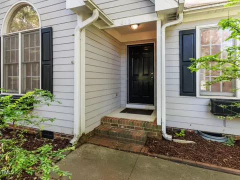 Exterior - 216 Deep Pool Ct, Benson, NC 27504 photo 2 of 10