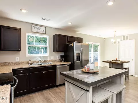 Kitchen - 167 Marlin Ln, Smithfield, NC 27577 photo 3 of 4