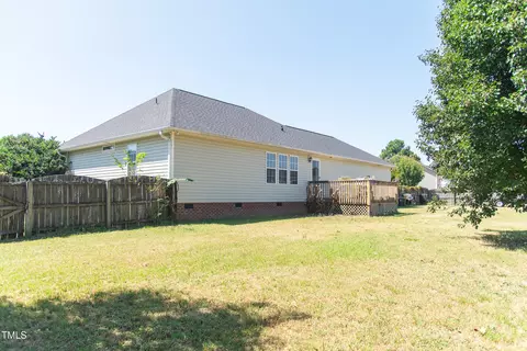 Exterior - 81 Beasley Estates Dr, Benson, NC 27504 photo 7 of 9