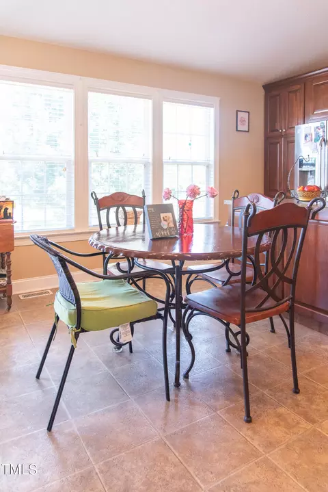 Kitchen - 81 Beasley Estates Dr, Benson, NC 27504 photo 2 of 8