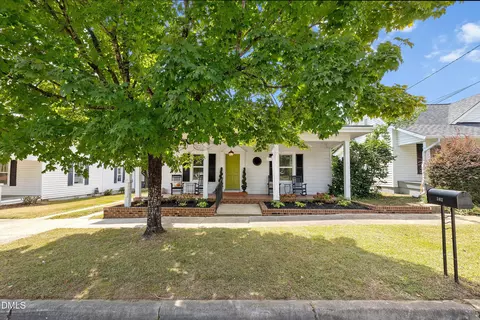 Exterior - 303 W Parrish Dr, Benson, NC 27504 photo 2 of 5