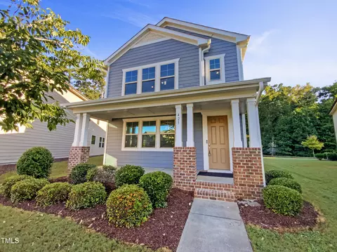 425 Liberty Hl, Morrisville, NC 27560