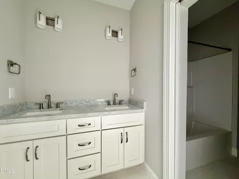 Bath - 2616 Silver Gate Ct, Wake Forest, NC 27587 photo 4 of 4