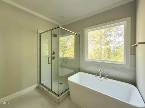 Bath - 2616 Silver Gate Ct, Wake Forest, NC 27587 photo 3 of 4