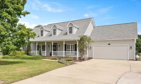 7805 Tuscan Ridge Dr, Wendell, NC 27591