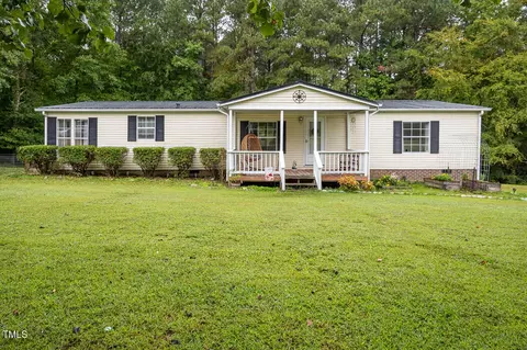 2575 Hicksboro Rd, Henderson, NC 27537