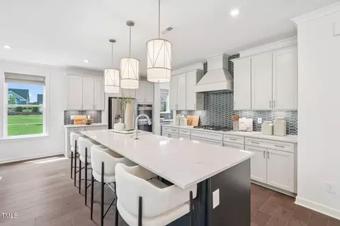 59 Firefly Ln, Fuquay Varina, NC 27526