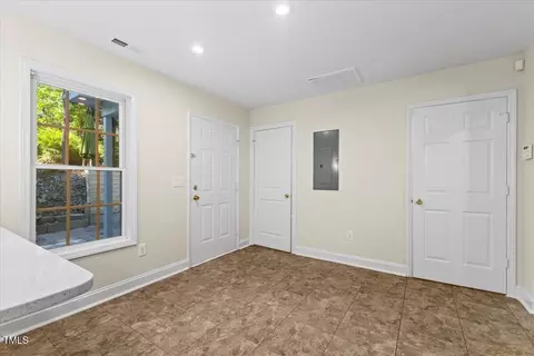 2804 Lutz Ln, Durham, NC 27703 photo 10