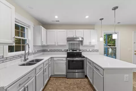 2804 Lutz Ln, Durham, NC 27703 photo 13