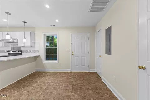 2804 Lutz Ln, Durham, NC 27703 photo 8