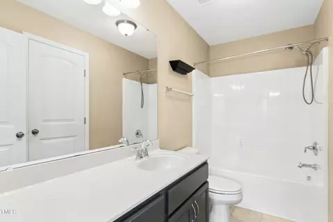 Bath - 342 Westgrove Ct, Durham, NC 27703 photo 3 of 3