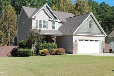 211 Wheeler Ct, Clayton, NC 27527