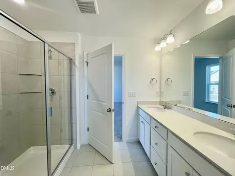 Bath - 124 Vulcan St, Garner, NC 27529 photo 1 of 1