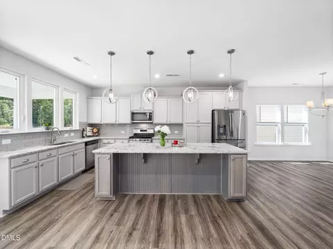 46 Curling Creek Dr, Clayton, NC 27527