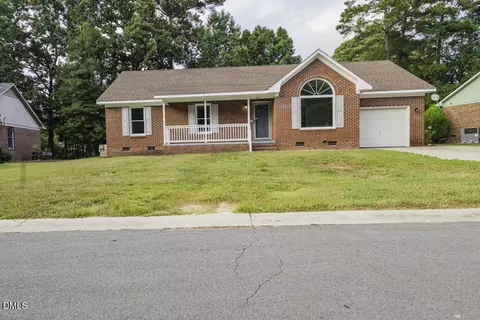 5187 Shoveler Ct, Fayetteville, NC 28303