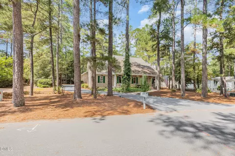 5 Pinyon Ln, Pinehurst, NC 28374 photo 2