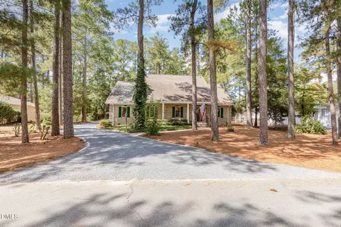 5 Pinyon Ln, Pinehurst, NC 28374 photo 4