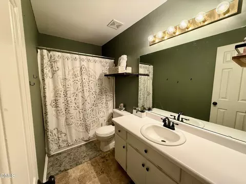 Bath - 129 Serenity Dr, Smithfield, NC 27577 photo 2 of 2